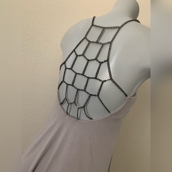 Sky Mini w/Chain Detailing - Picture 5 of 8